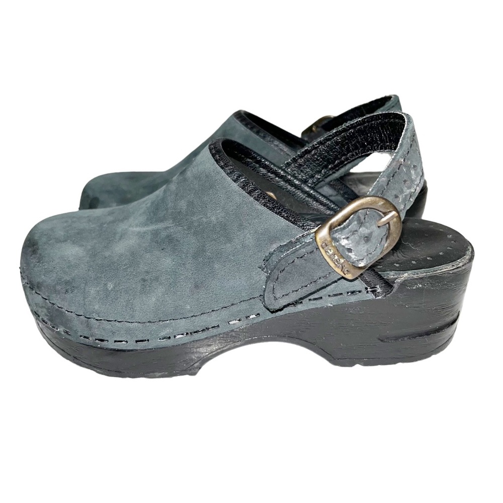Dansko Girls Navy Leather Clogs 27/ 10